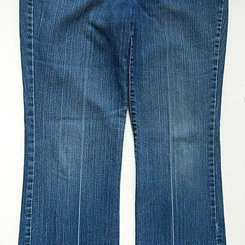 👖 Style & Co. Women's Boot Cut Blue Jeans 81% Cotton 18% polyester 1% Spandex